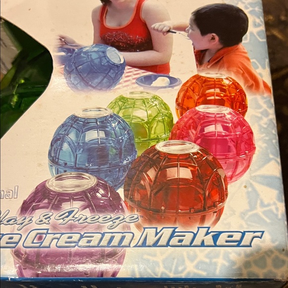 Green Ice Cream Maker Ball by - Picture 5 of 12